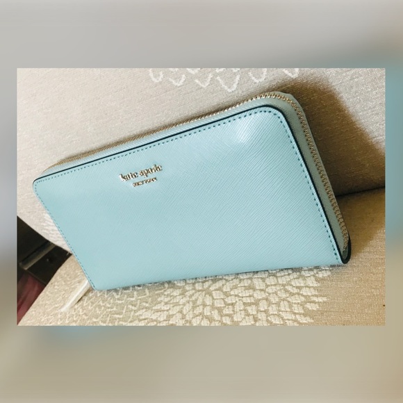 ✨KATE SPADE✨LAST 1! HOST PICK! Soft Blue Wallet - Picture 3 of 10